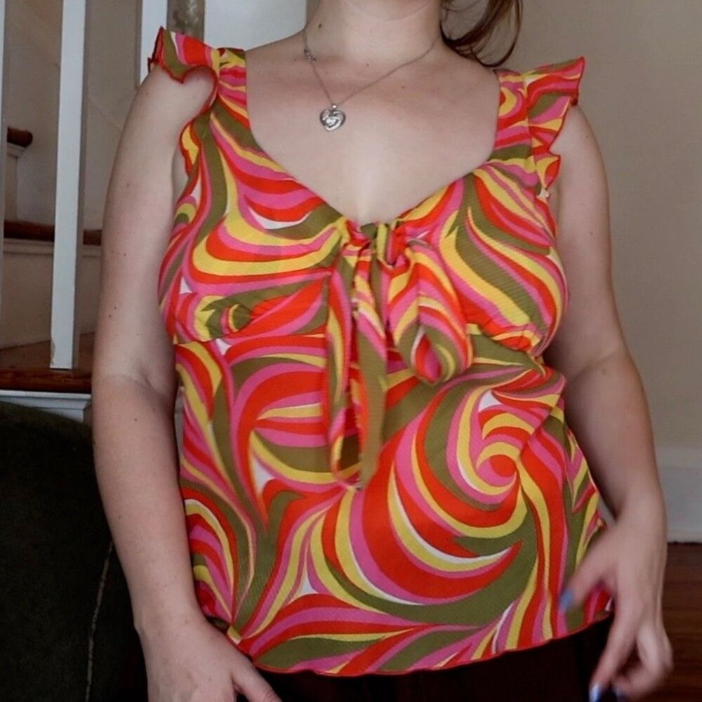 Y2K Bandolino orange, pink, and green Size 8 Wavy Semi Sheer Flutter Sleeve Top